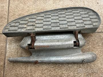 Pedana passeggero retrattile per Vespa