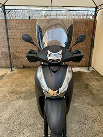 Sh 300