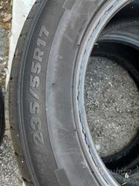 2 Pneumatici 235/55r17