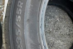 2 Pneumatici 235/55r17