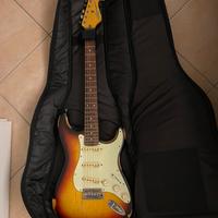 Chitarra Vintage modello Stratocaster
