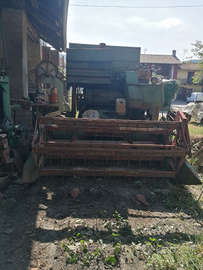 Mietitrebbia volvo aktiv