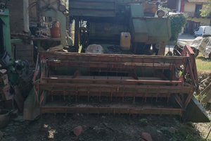 Mietitrebbia volvo aktiv