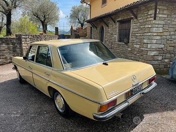 Mercedes Benz 2200/8 1972