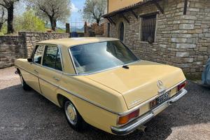 Mercedes Benz 2200/8 1972