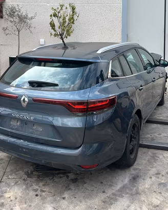 DISPONIBILI RICAMBI RENAULT MEGANE 1.5 DIESEL 2022