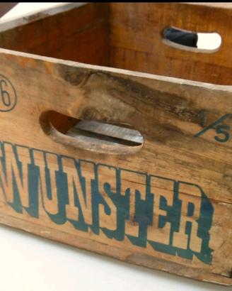 Cassa in legno vintage birra wunster