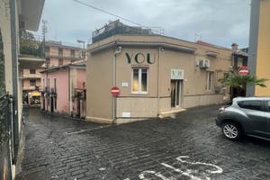 Bottega in pieno centro a Zafferana Etnea