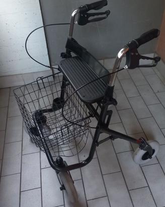 Deambulatore Rollator 4 ruote con freno Kometa