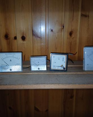 Wattmetro, Voltmetro, Amperometro