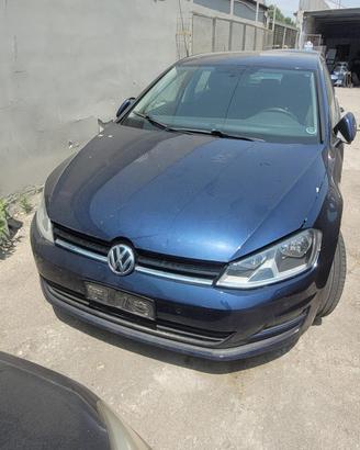 RICAMBI USATI AUTO VOLKSWAGEN Golf 7 Berlina CLH D