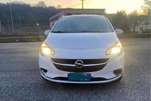 Opel corsa 1.4 gpl di casa madre