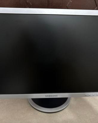 Monitor Samsung SyncMaster 205BW 20"
