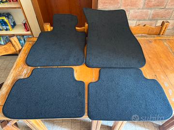 set 4 tappetini originali bmw serie 1 f20 f40 f70