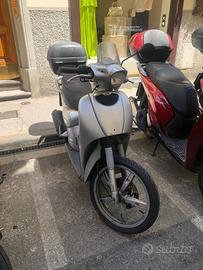 Aprilia Scarabeo 100