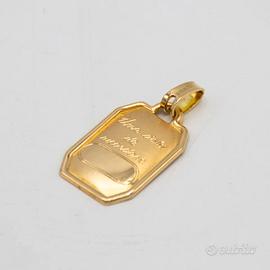 Ciondolo in oro giallo 18 kt D.24