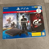 Play Station PS4 bianca 1TB