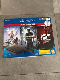 Play Station PS4 bianca 1TB