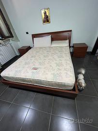 Letto e comodini