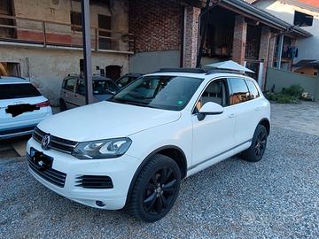 Touareg II - 3.0 V6 tdi Executive 245cv tiptronic