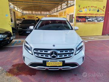 Mercedes-benz GLA 180 d Premium PARI AL NUOVO E6 1