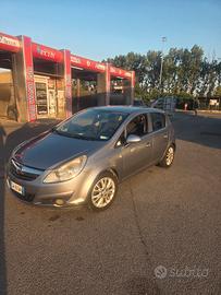 Opel corsa D 2009