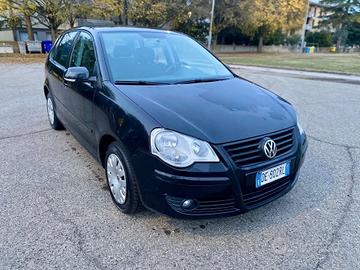 Volkswagen Polo 1.4/80CV TDI 5p. Sportline