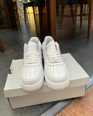 Nike Air Force 1 bianche eu40