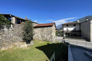 Rustico / Casale di 94 m² a Piantedo