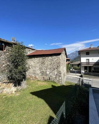 Rustico / Casale di 94 m² a Piantedo