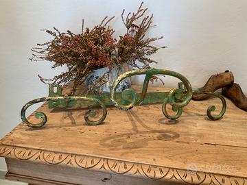 Antico appendiabiti in ferro battuto