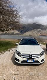 Gla 200 cdi premium amg tetto panoramico