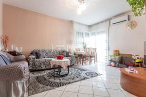 OLGIATE OLONA - TRILOCALE CON CANTINA