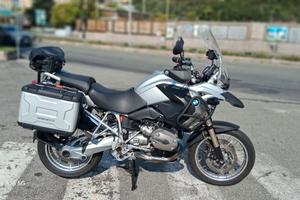 BMW Gs 1200 anno 2008 / con Honda X-Adv 750