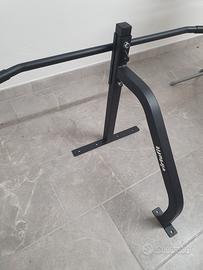 supporto da parete per sacco da boxe