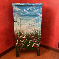Comodino dipinto