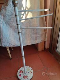 Piantana da bagno Porta Asciugamani da terra