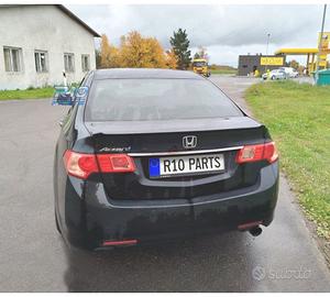 SPOILER PER HONDA ACCORD VIII DEL BAULETTO 03-12