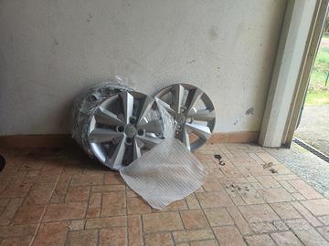 copriruota originale dacia Sandero 