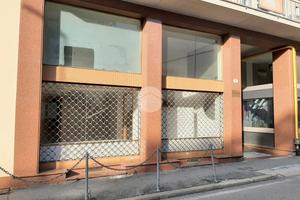 NEGOZIO A GALLARATE