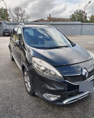 Renault Scenic xmode Cross