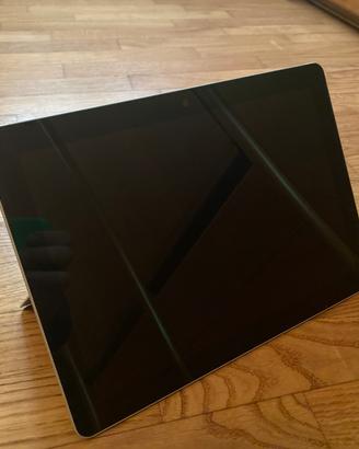 Surface Go 1 (SSD 128GB, RAM 8GB WiFi+LTE)