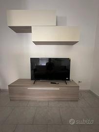 Parete attrezzata moderna