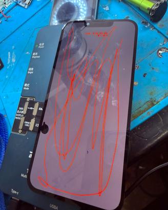 Display iphone 13 Originale con difetto