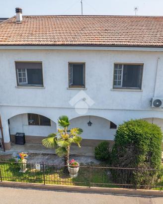 VILLA SINGOLA A BEREGUARDO