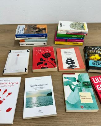 Enorme Stock di 1000 libri