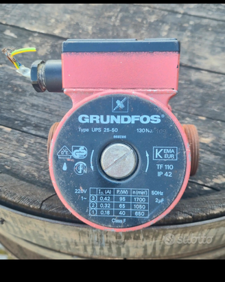 Pompa circolatore Grundfos Type UPS 25-50