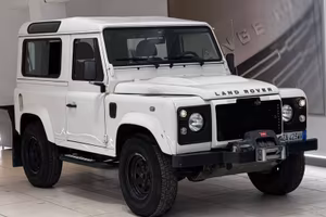 Defender Defender 90 2.4 TD4 Station Wagon S