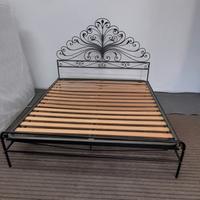 Letto matrimoniale 