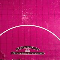 Pentola con coperchio